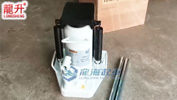 龍升爪式千斤頂側(cè)面圖 龍升爪式千斤頂側(cè)面圖
